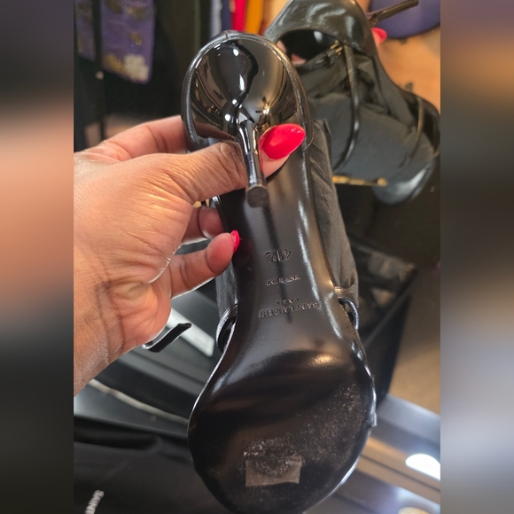 Saint Laurent Paris YSL Heels CASSANDRA 100 YSL (4 Inch heel) - Picture 7 of 11